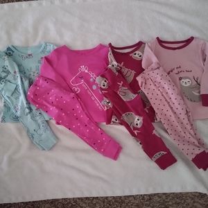 4 sets of pajamas